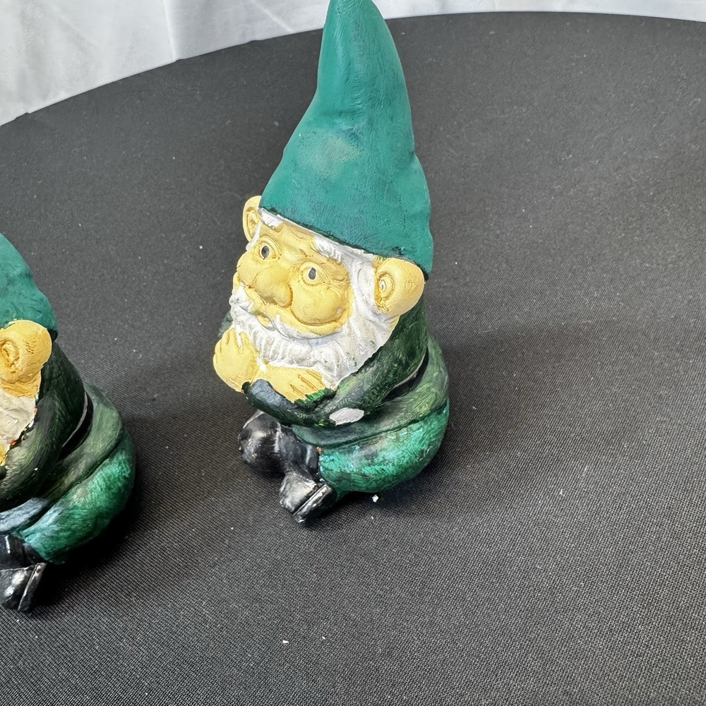 4" Plaster Handpainted Gnomes Both Green - Picture 5 of 6
